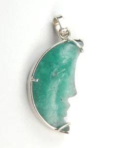 Colombian Carved Emerald 14.00 Cts Half Moon Face Pendant set in Silver Muzo M - Picture 1 of 15