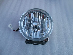 SUBARU OUTBACK FOG LAMP OEM 2000 2001 2003 2004 RH 00 01 02 03 04 - Picture 1 of 1