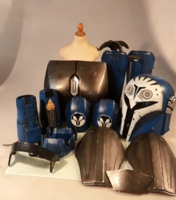 Star Wars Mandalorian Bo Katan Kryze Juegos con disfraces Conjunto de armadura de cuerpo completo y accesorio de casco FRP Foto 1 de 4