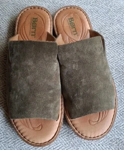 Born Mesilla Suede Slip On Mule Comfort Sandals Olive Green Size 6M - Picture 1 of 5