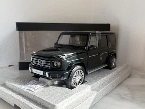 Minichamps Mercedes Clase G G 500! ¡Verde esmeralda! Green Dealer embalaje original 1:18 embalaje original - Imagen 1 de 24