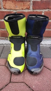 Dainese Axial Pro In Boots Valentino Rossi 2005 REPLICA BOOTS - Size: EU42 /US9 - Picture 1 of 23