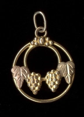 Nuevo Colgante Círculo Redondo Hoja de Uva Oro Amarillo y Rosa Sólido 10K 20mm hR Foto 1 de 2