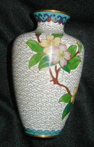 VINTAGE CLOISONNE VASE w FLOWER BLOSSOM DECOR, WHITE BACKGROUND - Picture 1 of 5