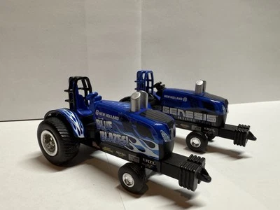 1/64 New Holland Pulling Tractors - Image 1 of 4