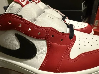 Talla 9.5 - Air Jordan 1 Retro OG 2025 Low Chicago Foto 1 de 4