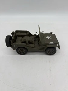 1941 Fully Loaded US ARMY WWII Jeep Willys 1:32 Diecast 2000 Daimler Chrysler - Picture 1 of 8