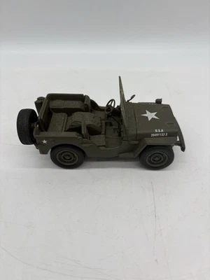 1941 Fully Loaded US ARMY WWII Jeep Willys 1:32 Diecast 2000 Daimler Chrysler - Image 1 of 4