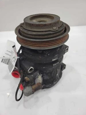 1994 1995 Acura Integra AC Compressor Assembly OEM 38810P72003 - Image 1 of 4