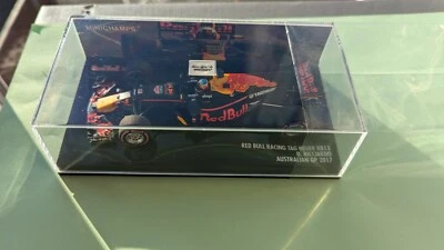 Red Bull Racing RB13 D Ricciardo Australian GP 2017 F1 Minichamps 1/43 401213814 - Image 1 of 4
