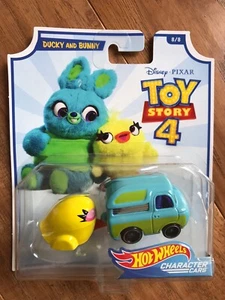 HOT WHEELS CHARACTER CARS DISNEY TOY STORY 4 DUCKY AND BUNNY - Picture 1 of 2