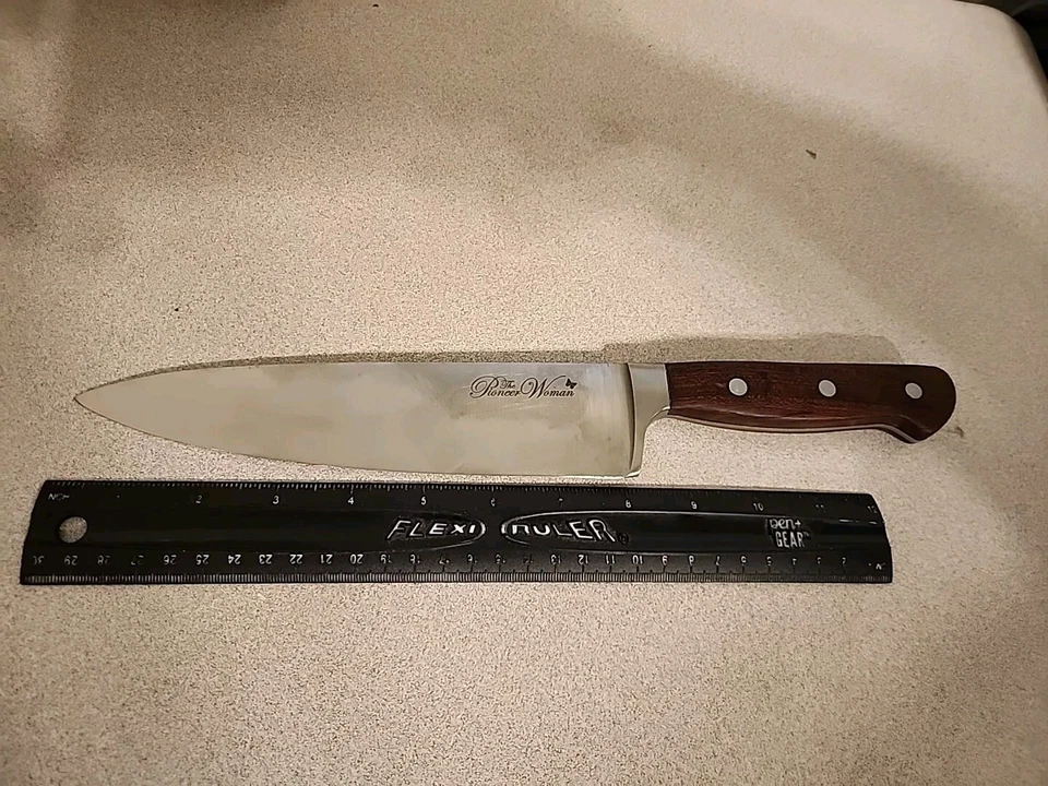 Cuchillo de chef Pioneer Woman 8" Full Tang mango de palo de rosa  Foto 1 de 4