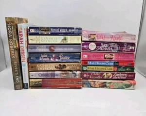 16 Vintage Romance Paper Back Novels Book Lot 1990s - Foto 1 di 16