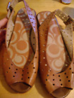 WOMENS KENNETH COLE REACTION BROWN LEATHER SANDALS -SIZE 8.5