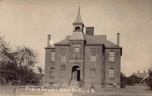 ZC1/ New Berlin North Canton Ohio RPPC Postcard c1910 Public School 44 - Picture 1 of 4