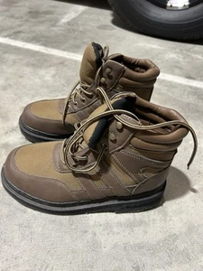 Chota Abrams Creek Wading Boots Felt soles, size 9 - Picture 1 of 11
