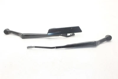 94-97 Mazda MX-5 Miata NA Pair of Left and Right Windshield Wiper Arms J58GLD710 - Image 1 of 4
