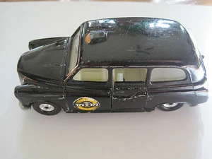 Corgi Toys Austin London Taxi 4.75 inches  Vintage #2 - Picture 1 of 9