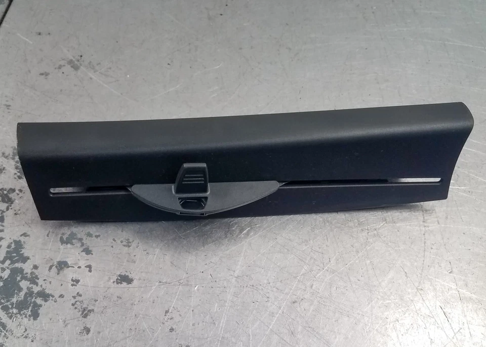 2018 BMW M5 F90 Left Quarter Glass Sun Shade #2469 B2 - Image 1 of 4