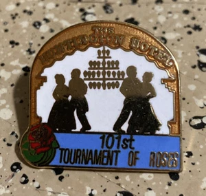 THE HUNINGTON HOTEL 101ST TOURNAMENT OF ROSES ENAMEL GOLD TONE HAT PIN LAPEL - Picture 1 of 2