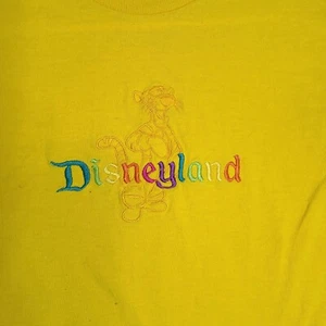 Disneyland Stains Vintage Kids Unisex Shirt Yellow Tigger 90's Medium - Picture 1 of 14