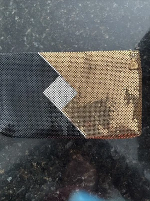 Vintage Limited Edition Whiting and Davis metal mesh clutch Rare. - Image 1 of 4