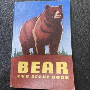 BEAR CUB SCOUT BOOK 1957 BOY SCOUTS OF AMERICA ACHIEVEMENTS ARROW POINTS LAWS - Picture 1 of 3