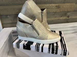 Neu Dolce Vita Kassia Fashion Sneaker 9,5 Gold - Bild 1 von 23