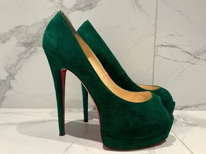 women's Christian Louboutin green suede heels size 39.5 - Picture 1 of 6