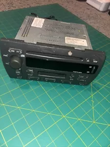 2000-2001 CADILLAC DEVILLE SEVILLE AM FM Radio Stereo CD Cassette Player OEM - Foto 1 di 4