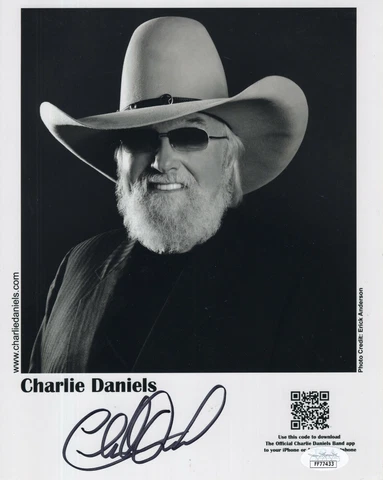 CHARLIE DANIELS HAND SIGNED 8x10 PHOTO       AMAZING POSE IN COWBOY HAT      JSA Cover