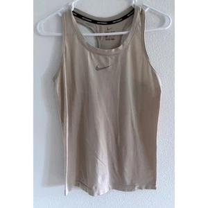 Nike Top Womens Medium Cream Retro Running Active Yoga Sporty Gym Neutral Center - Picture 1 of 7