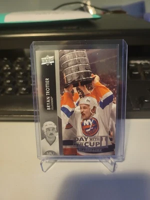 2021 Upper Deck Series 1 Day with the Cup Flashbacks Bryan Trottier #DCF-8 HOF - Image 1 of 2