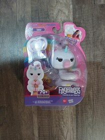 Fingerlings 4" Lulu Unicorn Figure with 70+ Sounds and Reactions