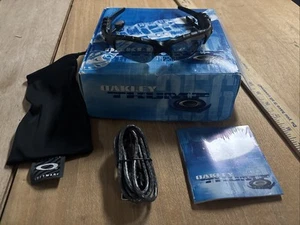 Oakley Thump 256MB early model MP3 sunglasses Fashion Accessories Men's - Picture 1 of 24