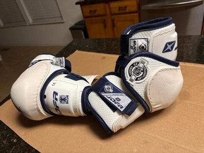 JOFA 8066 Dual Cap NHL Pro Hockey Elbow Pads 5 Medium new with tags - Image 1 of 4