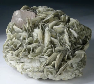 NATURAL FLUORITE -480 CARATS FLUORITE AND MICA MINERAL PAKISTAN, (TP-29), - Picture 1 of 12