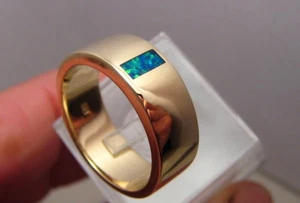 Brilliant  Opal Ring   ,  10 grams of solid 14k Yellow Gold , Size 8 1/2 - Picture 1 of 11