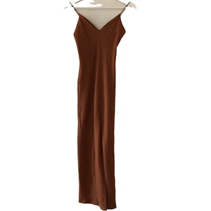 PrettyLittleThings Dress Womens Uk 4 Brown bodycon Fitted Long Outdoor Strappy - Picture 1 of 13
