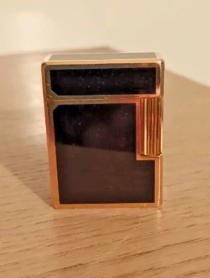 ACCENDINO DUPONT PARIS BR SMALL LACCA DI CINA PLACCATO ORO FUNZIONANTE OTTIMO... - Immagine 1 di 4