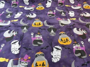 Joann Halloween Cotton Fabric - Halloween Sloths - 1/2 Yard - H-329-Z - Picture 1 of 7