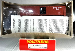 WALTHERS HO SCALE 40' X-29 BOX CAR KIT NICKEL PLATE 932-2056 - Picture 1 of 3