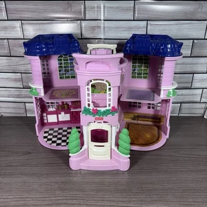 2001 Fisher Price Loving Family Sweet Streets Pink Townhouse Victorian Mansion - Picture 1 of 7