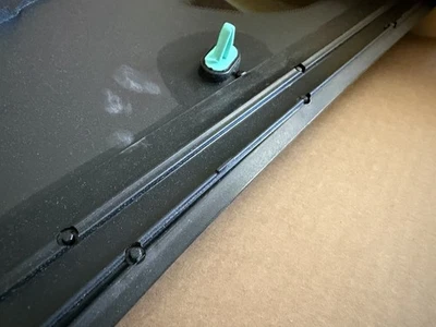 2023-2025 LEXUS RX350/RX350H/RX500H CUARTO DERECHO CRISTAL NUEVO OEM 62710-0E290 Foto 1 de 4