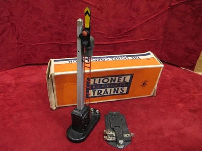 Lionel O Gauge Semaphore Rail Road Signal # 151 W/OB AND CONTACT ~ WORKS - Image 1 of 4