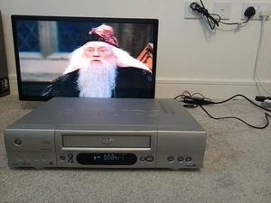 Philips VR805 Video Cassette Recorder VCR VHS 6 Head Hifi Stero, Fully working - Picture 1 of 14