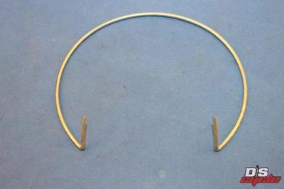 Clip de montaje de tapa Yamaha 1972 LT2 1973 LT3 LTMX 304-14424-00 NUEVO DE STOCK Foto 1 de 4