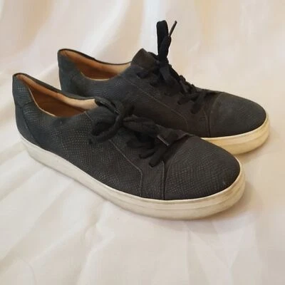 Zapatillas Naturalizer Cocodrilo Cuero Repujado Gris Carbón Con Cordones Para Mujer 11 Foto 1 de 4
