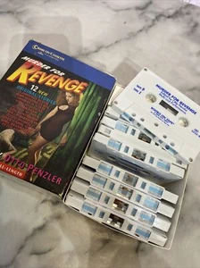 Murder for Revenge CRIME ON CASSETTES Box Set 9 Tapes 12 Story Otto Penzler ‘99 - Foto 1 di 10