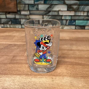 Disney World 2000 Celebration Hollywood Studios Mickey Mouse Glass Cup McDonalds - Imagen 1 de 9